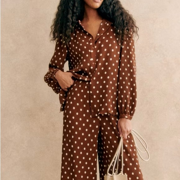 Sezane Tops - Sezane Nikki shirt blouse Brown Polka Dot Women's plisse top ecru size 40 8 NWT